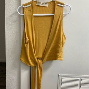 Boutique wrap tank top fits like an XS